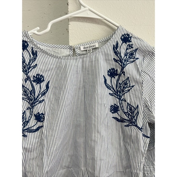 Dizzy Lissy Women's Long Sleeve Flower Button up Shirt LIGHT BLUE SIZE S - Picture 5 of 10